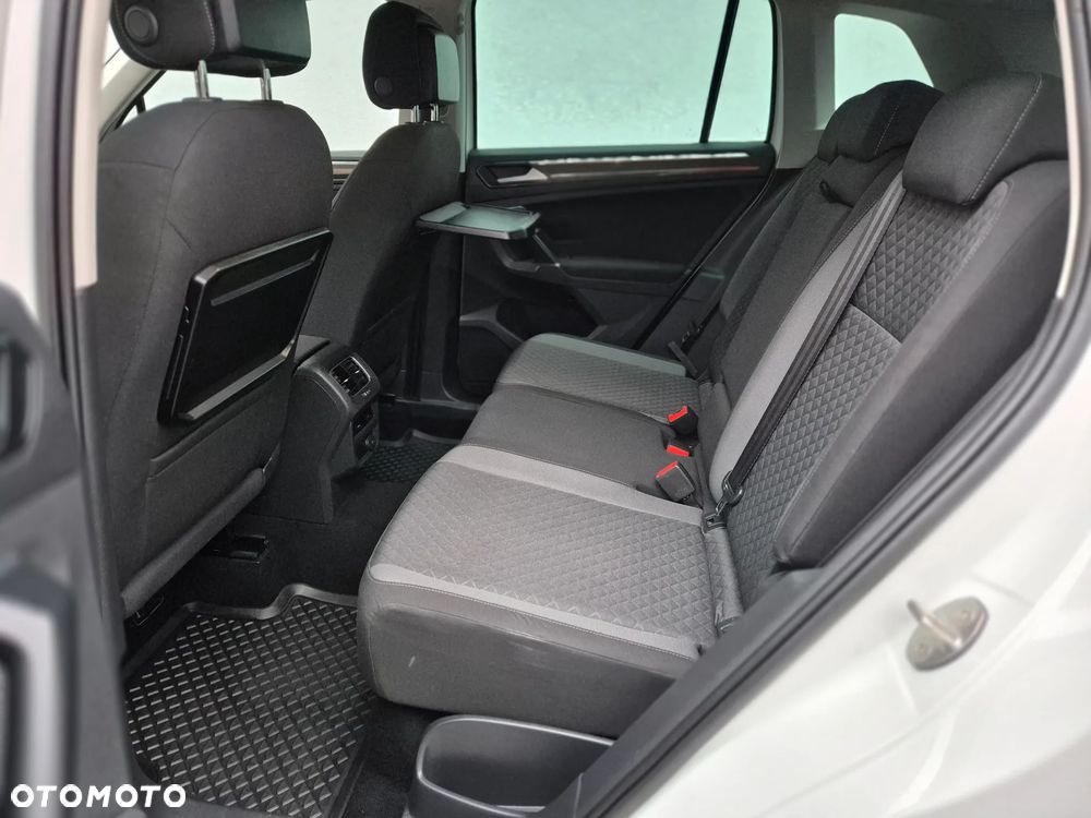 Volkswagen Tiguan 2.0 TDI SCR BlueMotion Technology Sport & Style - 14