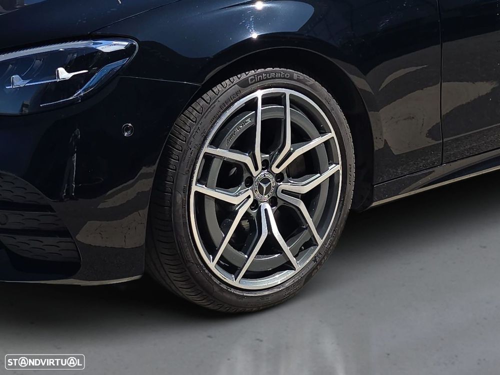 Mercedes-Benz E 220 d AMG Line 7L - 3