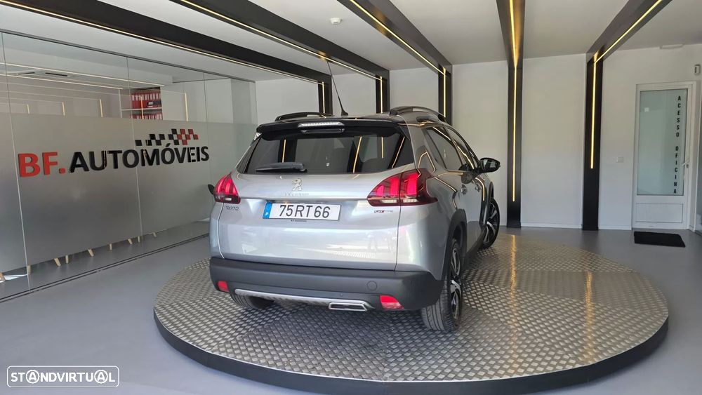 Peugeot 2008 1.6 BlueHDi GT Line - 17