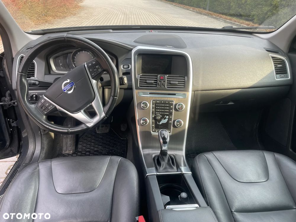 Volvo XC 60 - 8