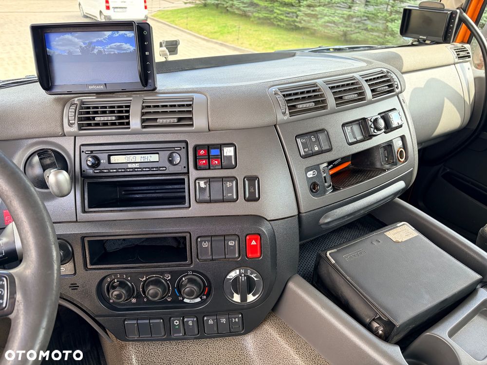 DAF CF410 - 11