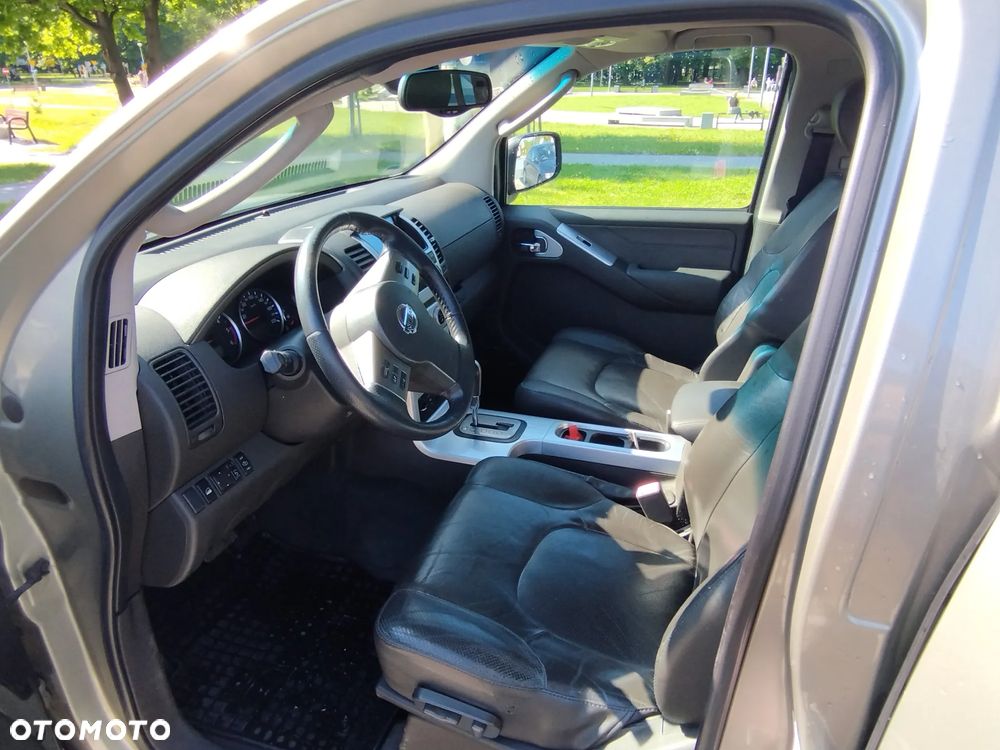 Nissan Pathfinder 2.5 DCi Platinum - 9