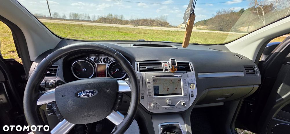 Ford Kuga 2.0 TDCi Titanium - 14