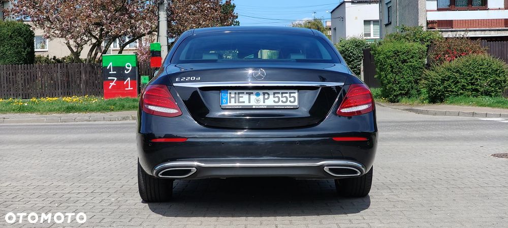 Mercedes-Benz Klasa E 220 d 9G-TRONIC Avantgarde - 3