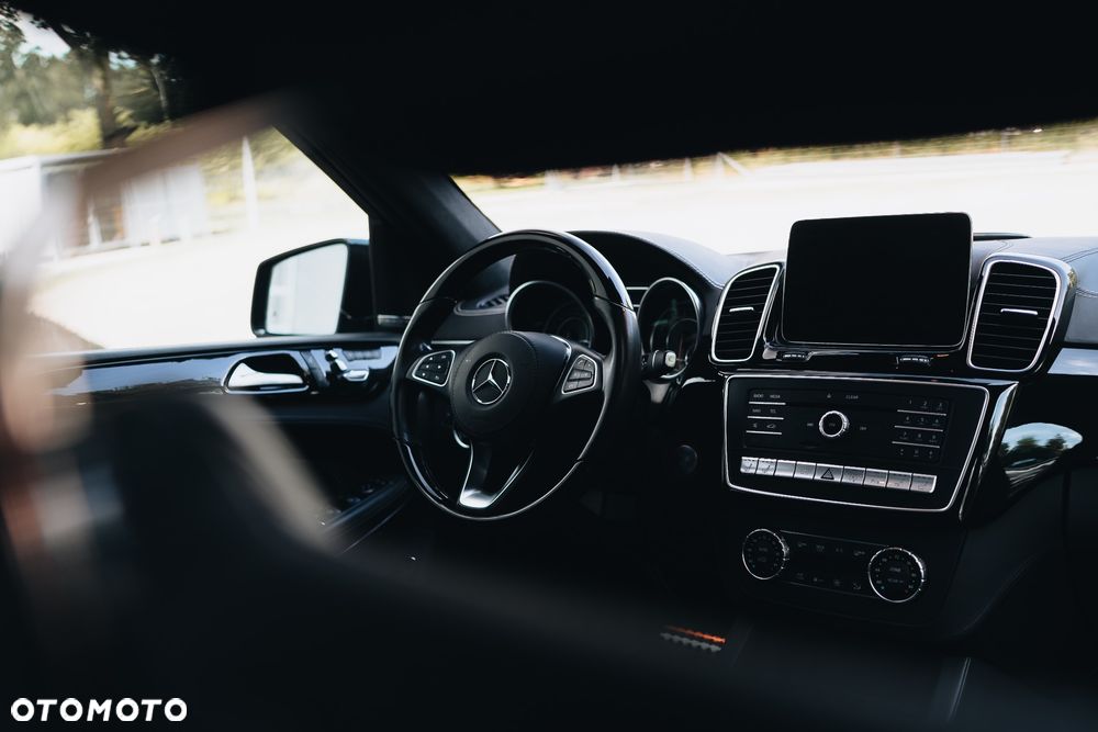 Mercedes-Benz GLS AMG 63 4Matic AMG Speedshift 7G-TRONIC - 15