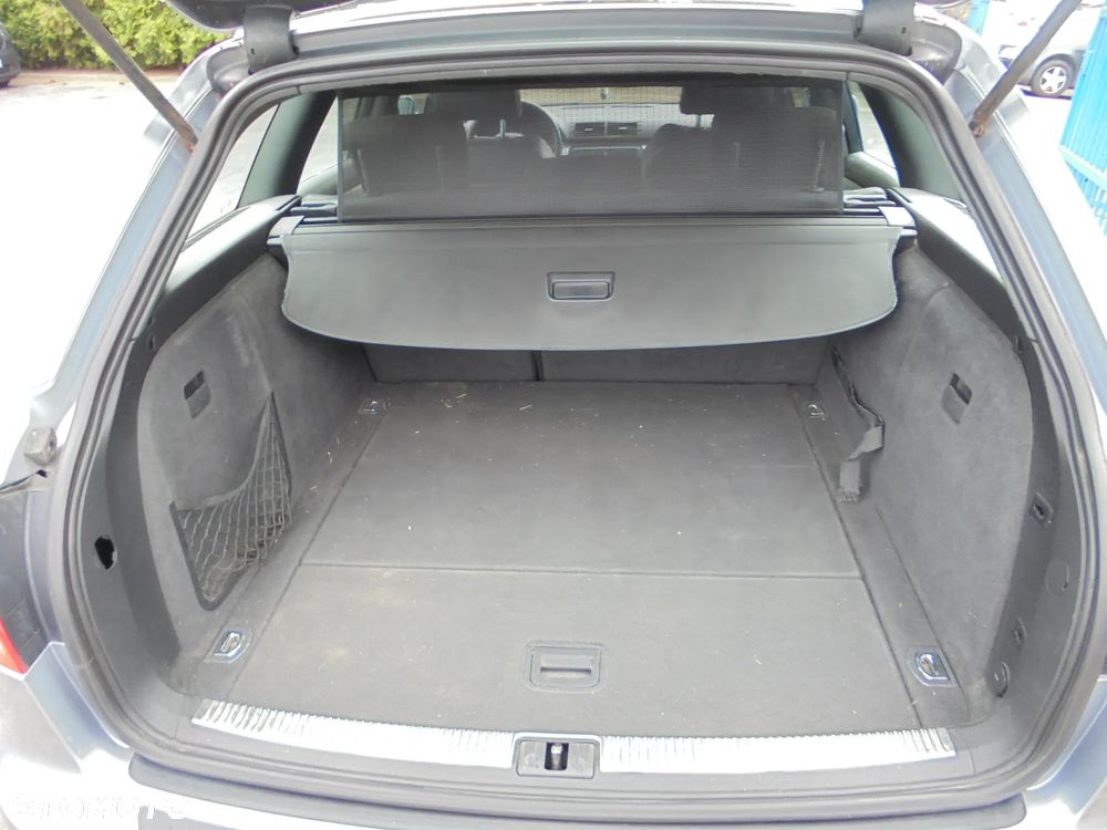 Audi A4 Avant 2.0 T FSI - 16