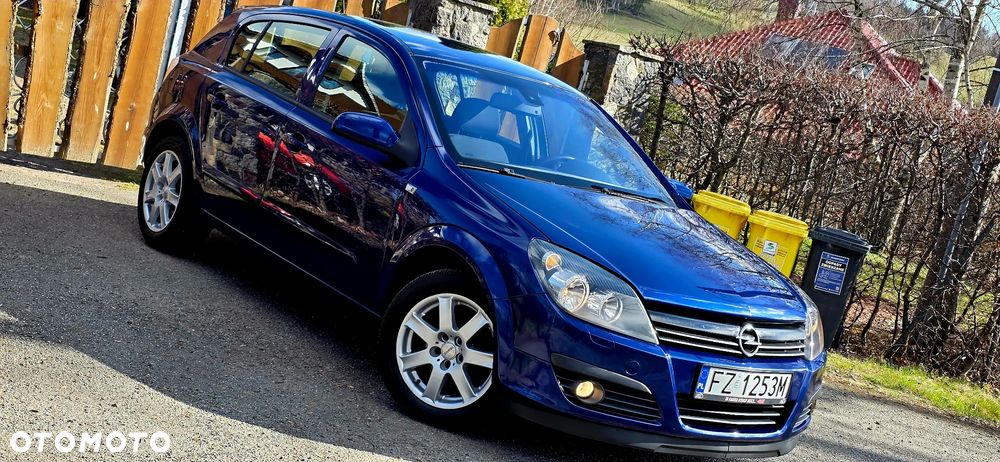 Opel Astra 1.8 Innovation - 25