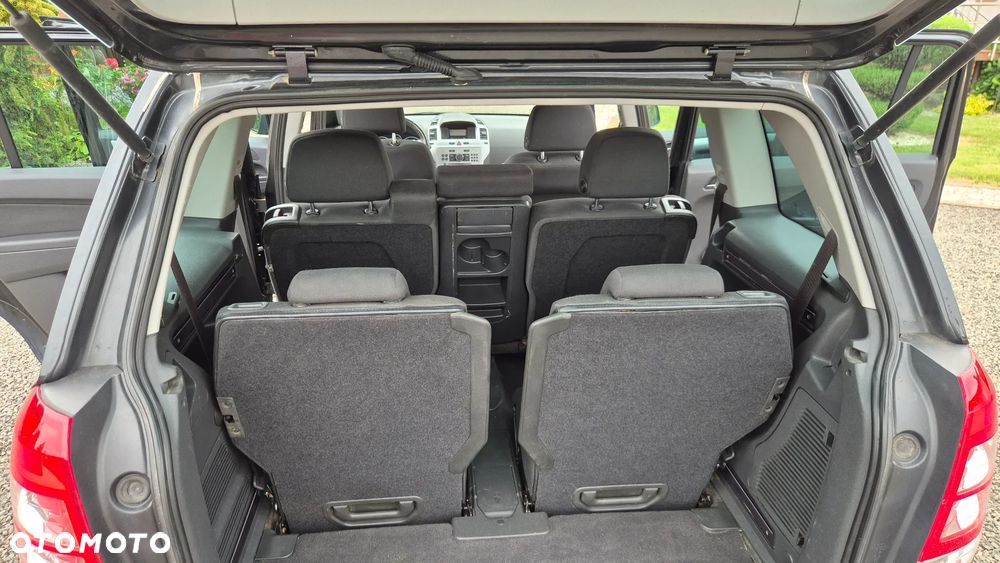 Opel Zafira - 19