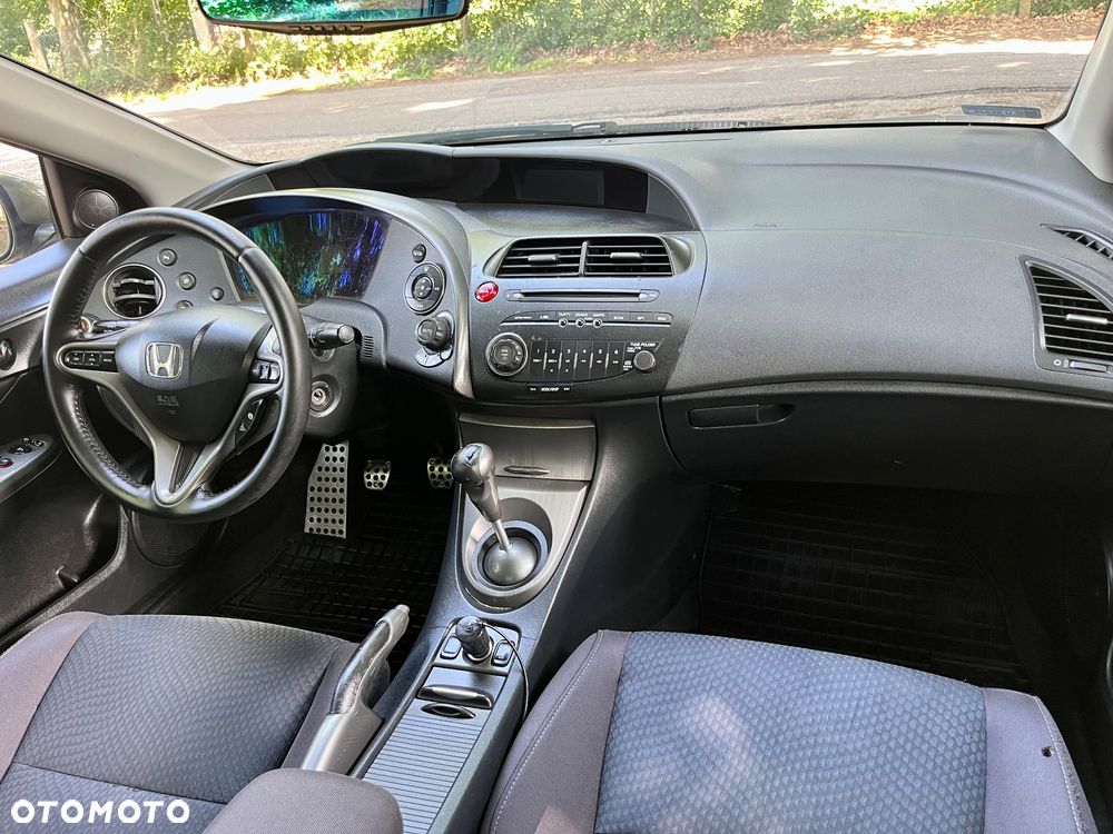 Honda Civic 1.4 i-VTEC Comfort - 10