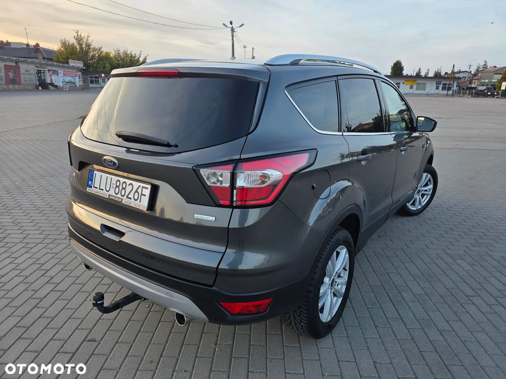 Ford Kuga 1.5 EcoBoost 2x4 Titanium - 9