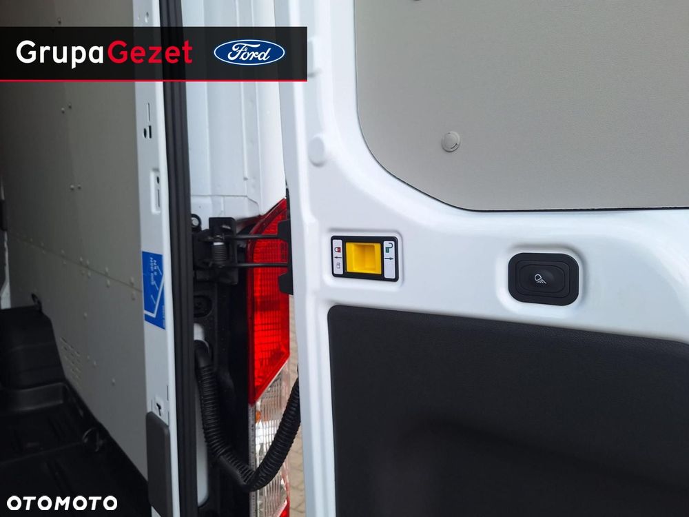 Ford Transit - 17
