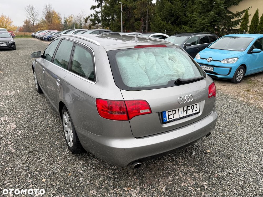 Audi A6 Avant 2.4 - 5