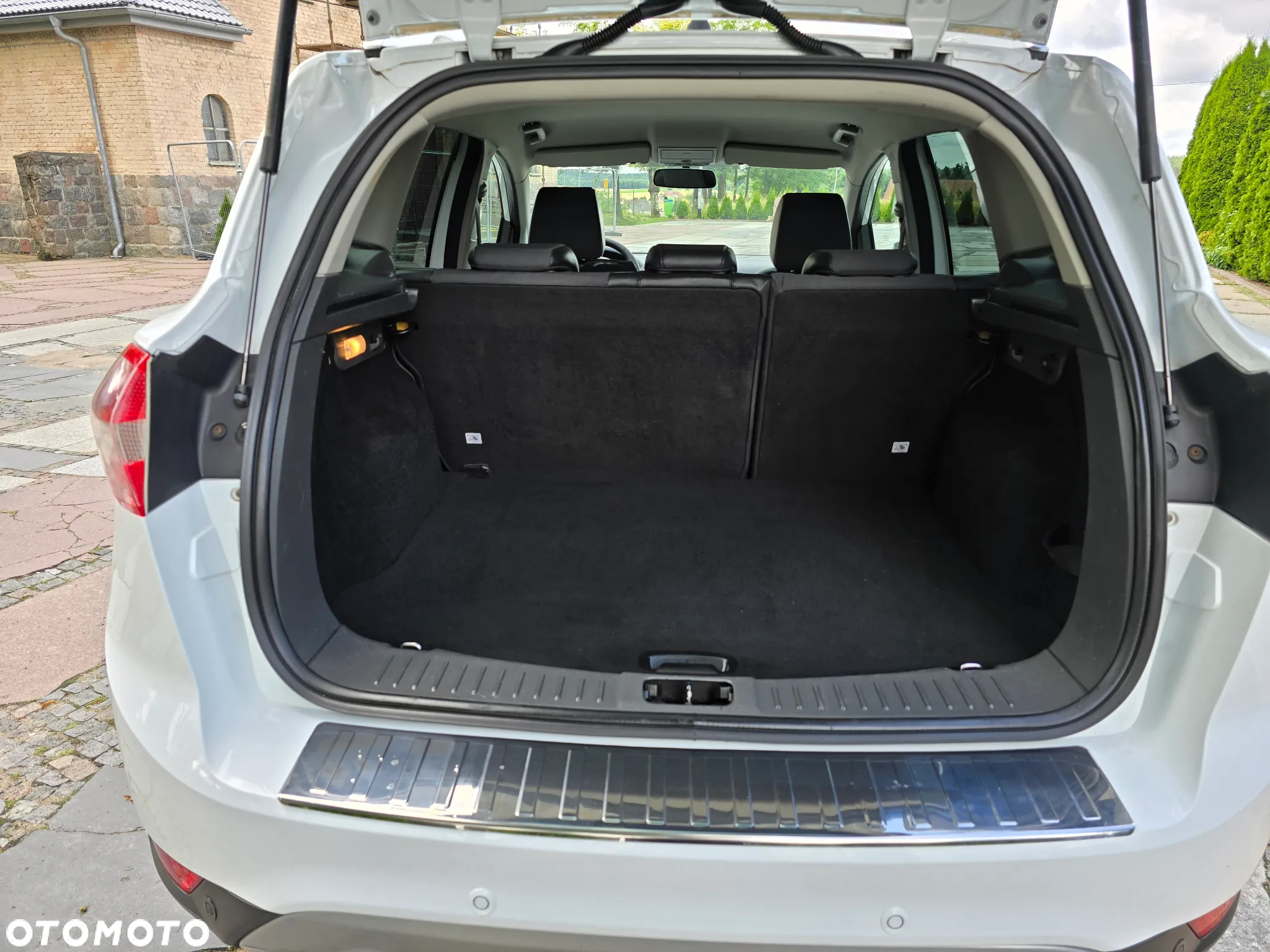 Ford Kuga 2.0 TDCi 4x4 Titanium - 19