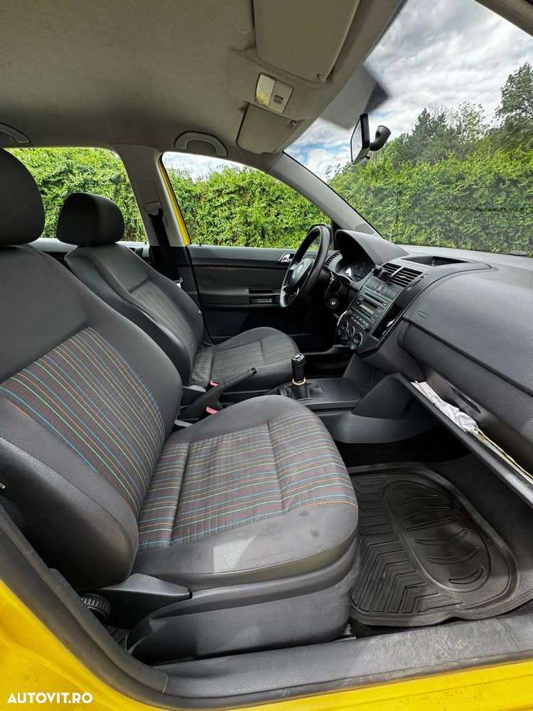 Volkswagen Polo 1.2 Attractive - 3