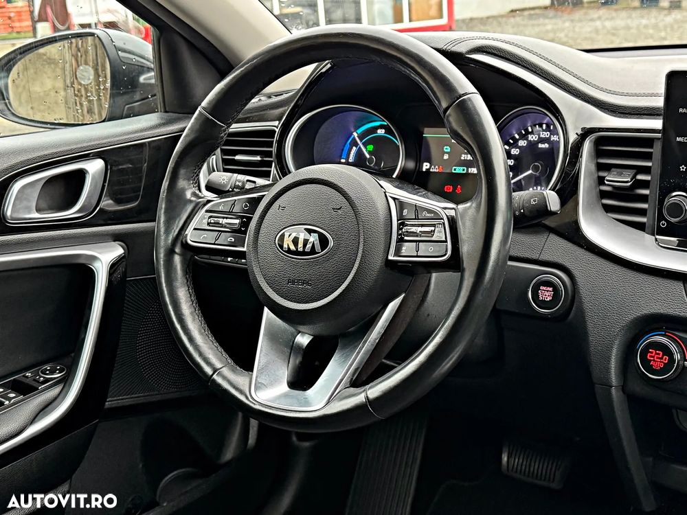 Kia Ceed SW 1.6 GDI DCT OPF Plug-in-Hybrid Spirit - 16