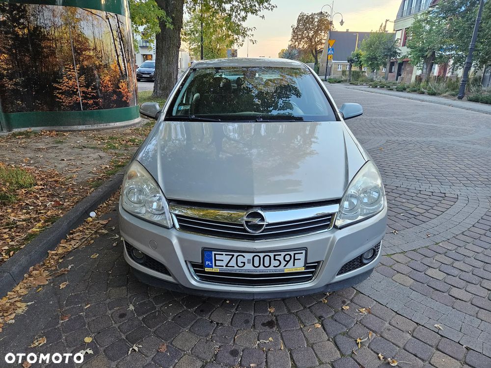 Opel Astra 1.9 CDTI Enjoy - 2