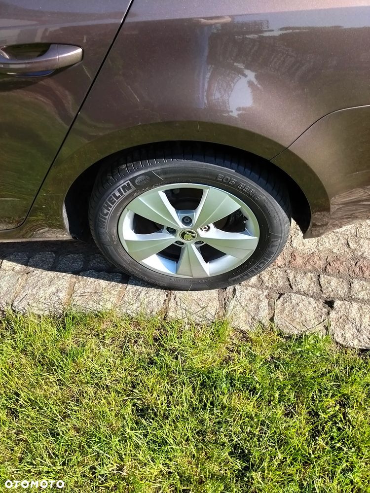 Skoda Octavia 2.0 TDI Edition - 9