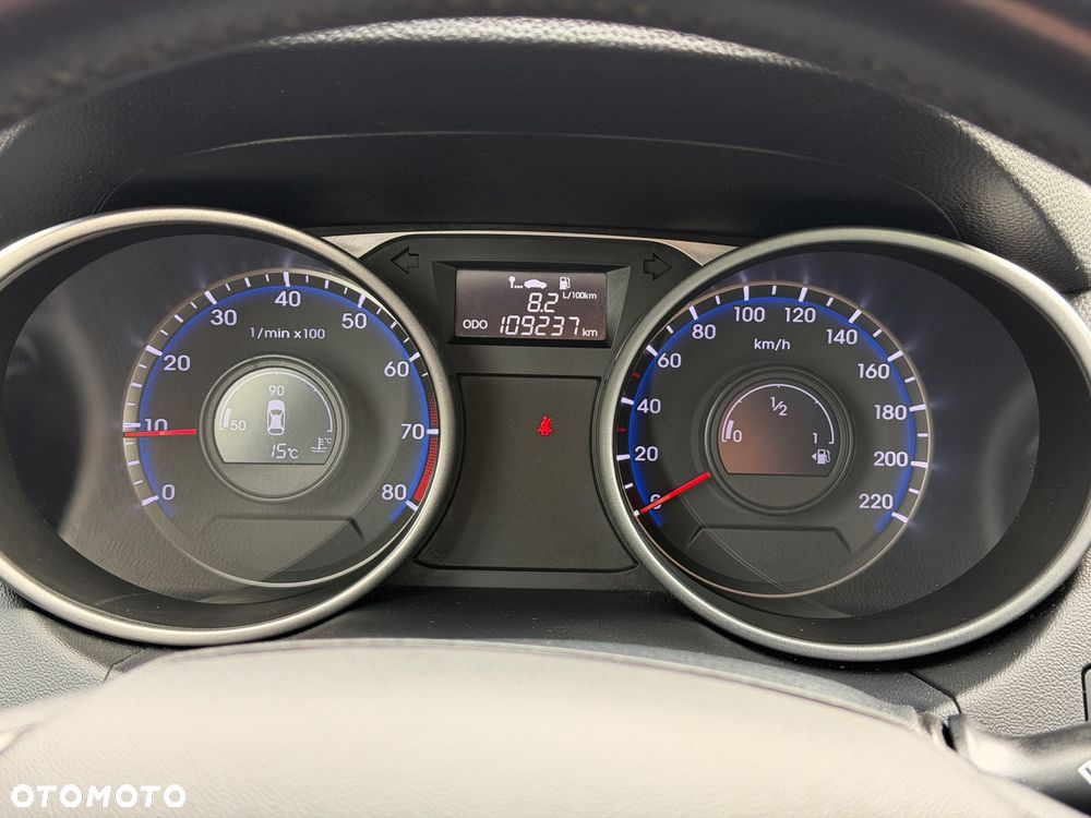 Hyundai ix35 blue 1.6 2WD Finale Gold - 14