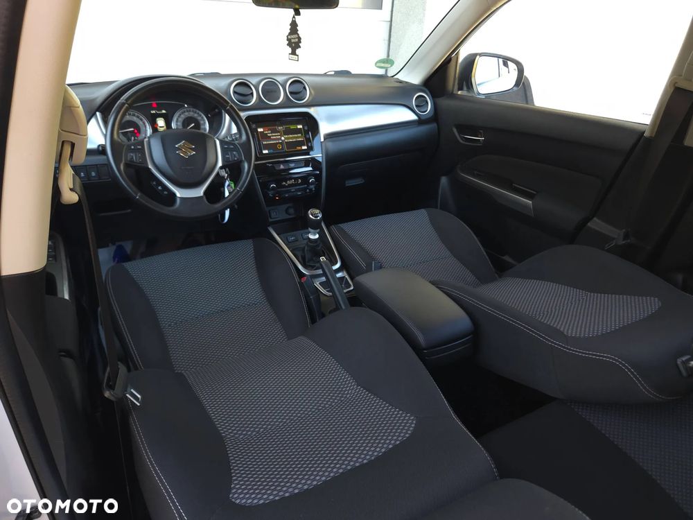 Suzuki Vitara 1.4 T Boosterjet S 2WD - 31