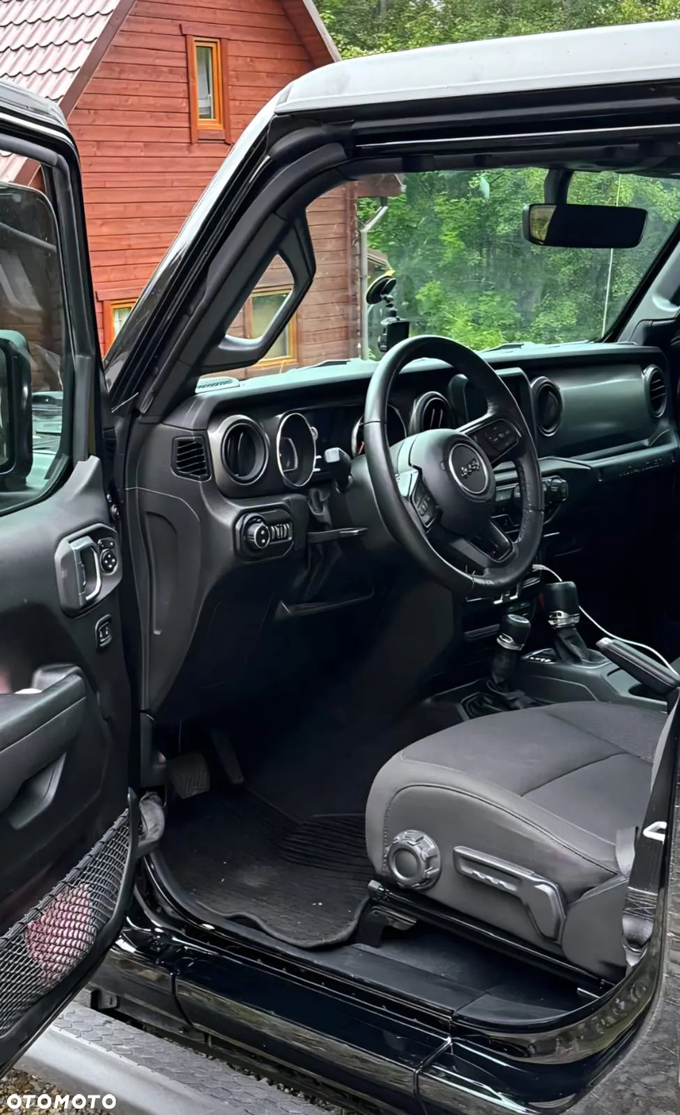 Jeep Wrangler - 25