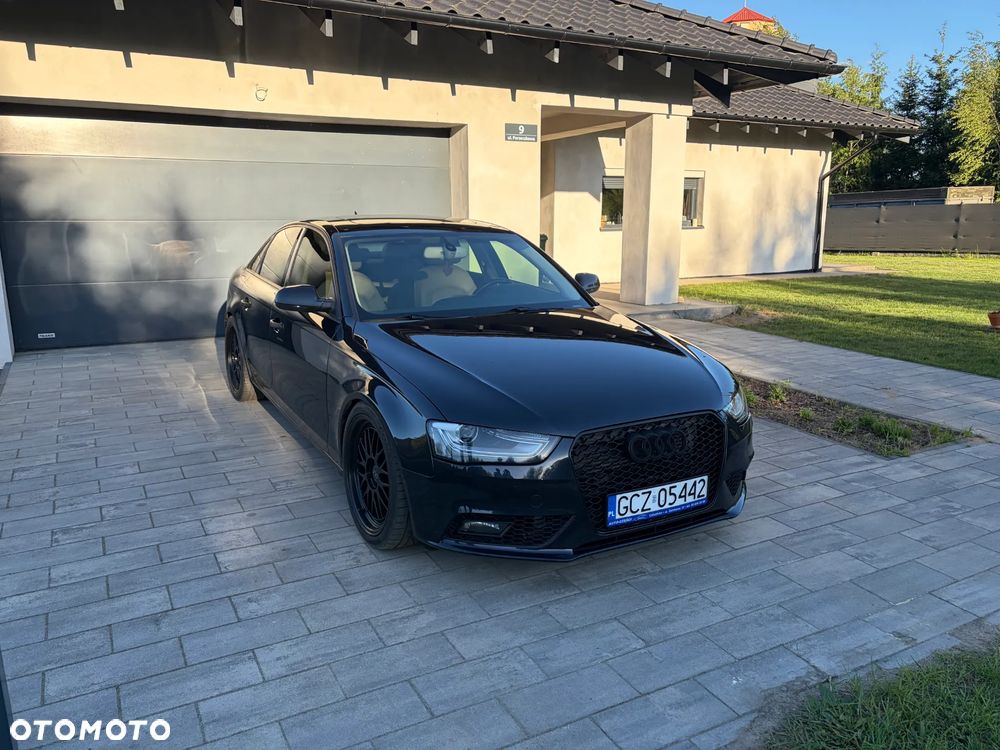 Audi A4 Limousine - 4