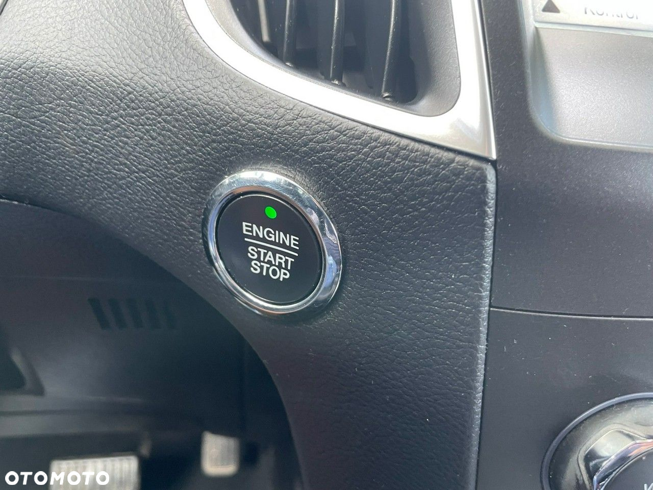 Ford S-Max - 17