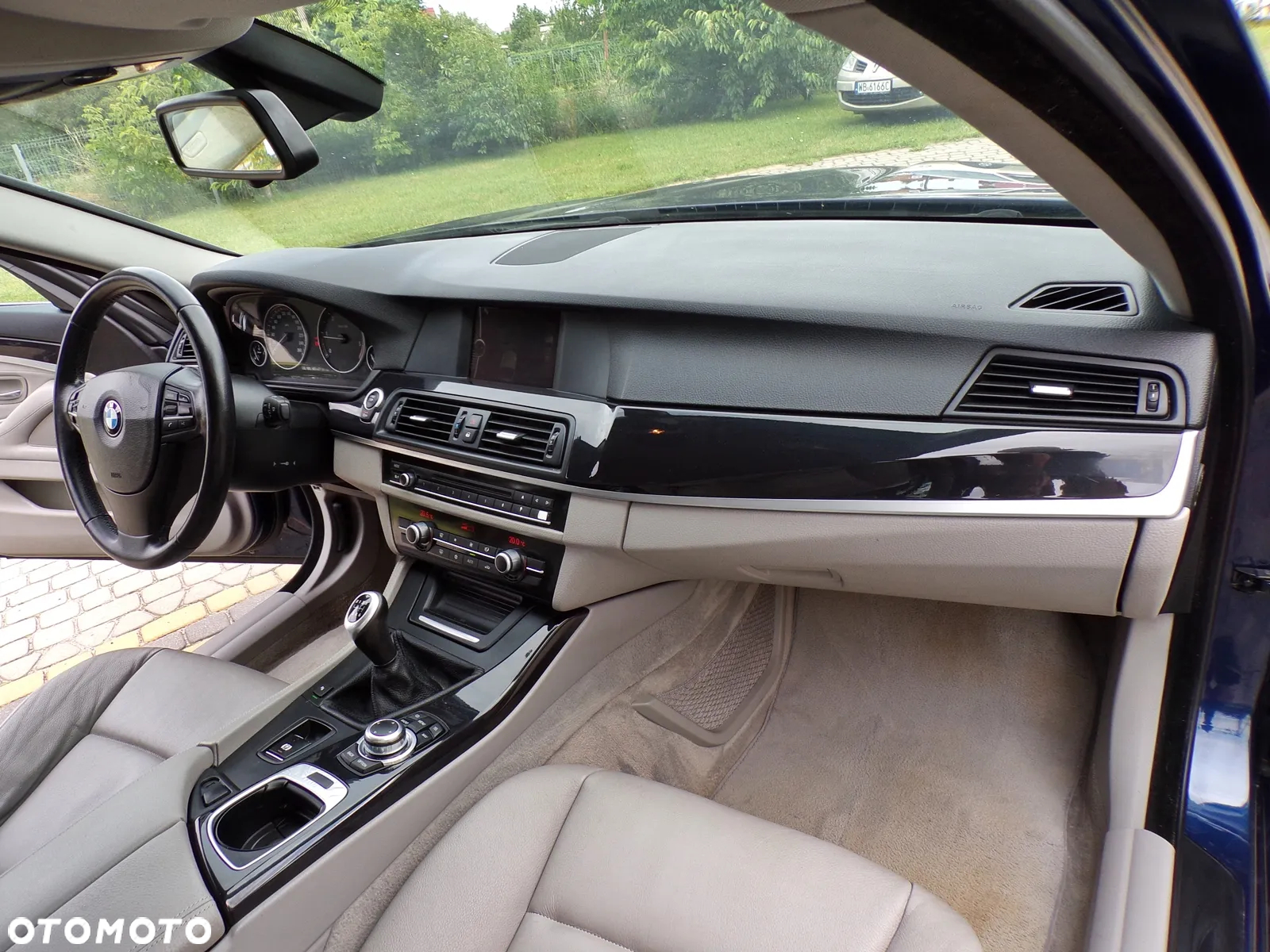 BMW Seria 5 520d Touring - 16