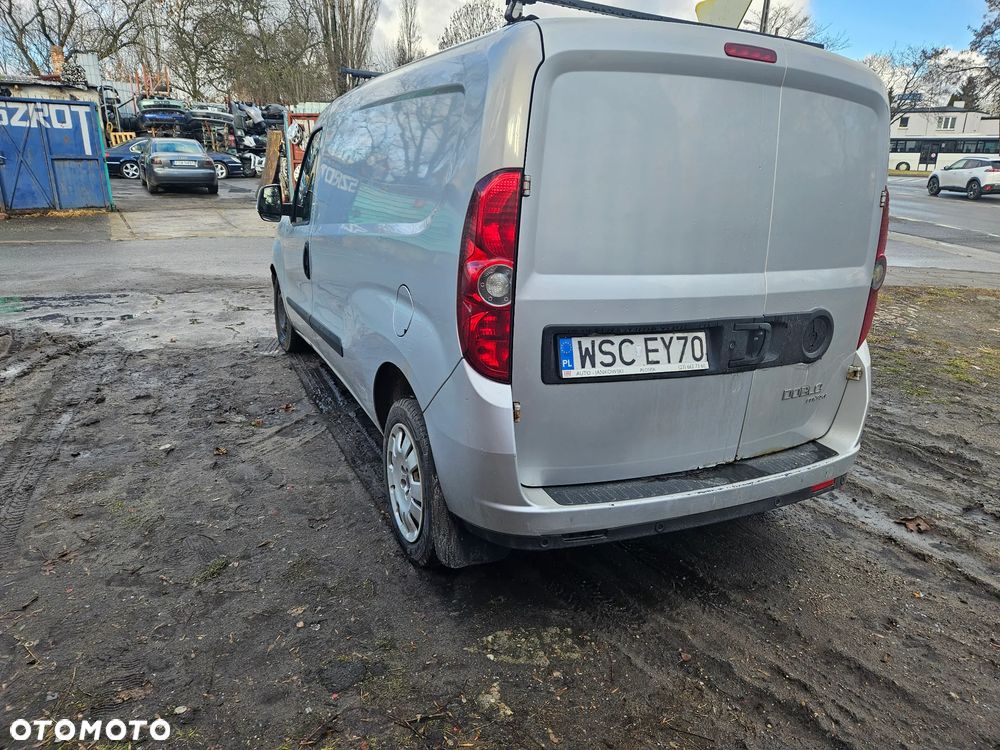 Fiat Doblo 2 1.6 multijet 2010 lakier 612 - 4