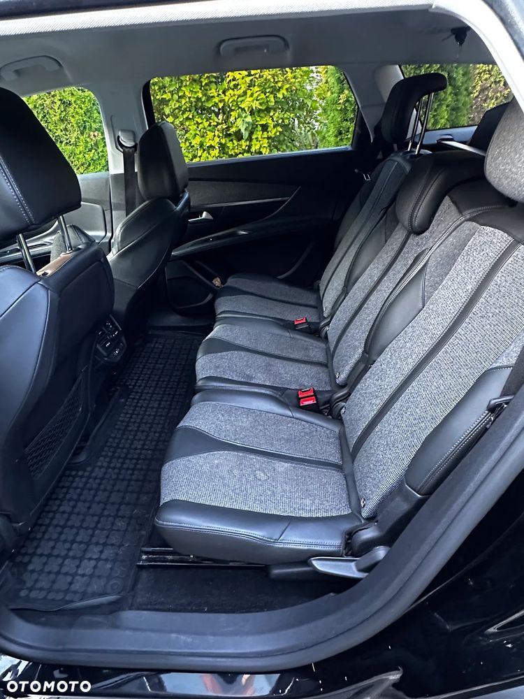 Peugeot 5008 - 14
