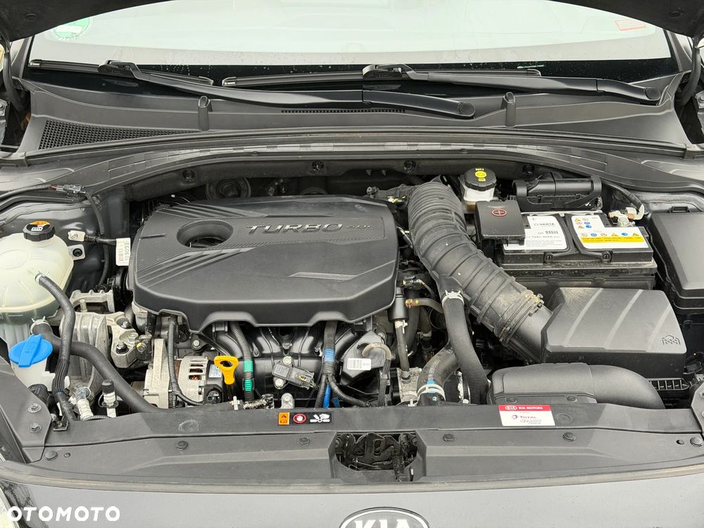 Kia ProCeed 1.6 T-GDI GT DCT - 27