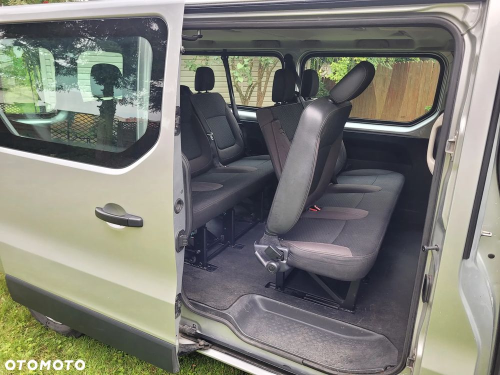 Opel Vivaro L2H1 2,9t Edition - 9