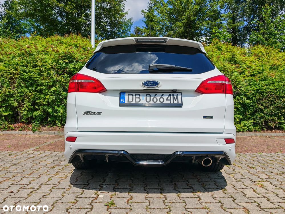 Ford Focus 1.5 EcoBoost ST-Line - 12