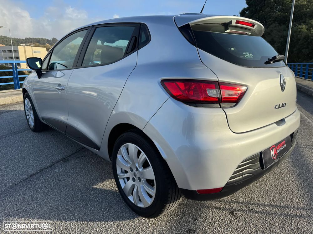 Renault Clio 1.5 dCi 75 Expression - 4
