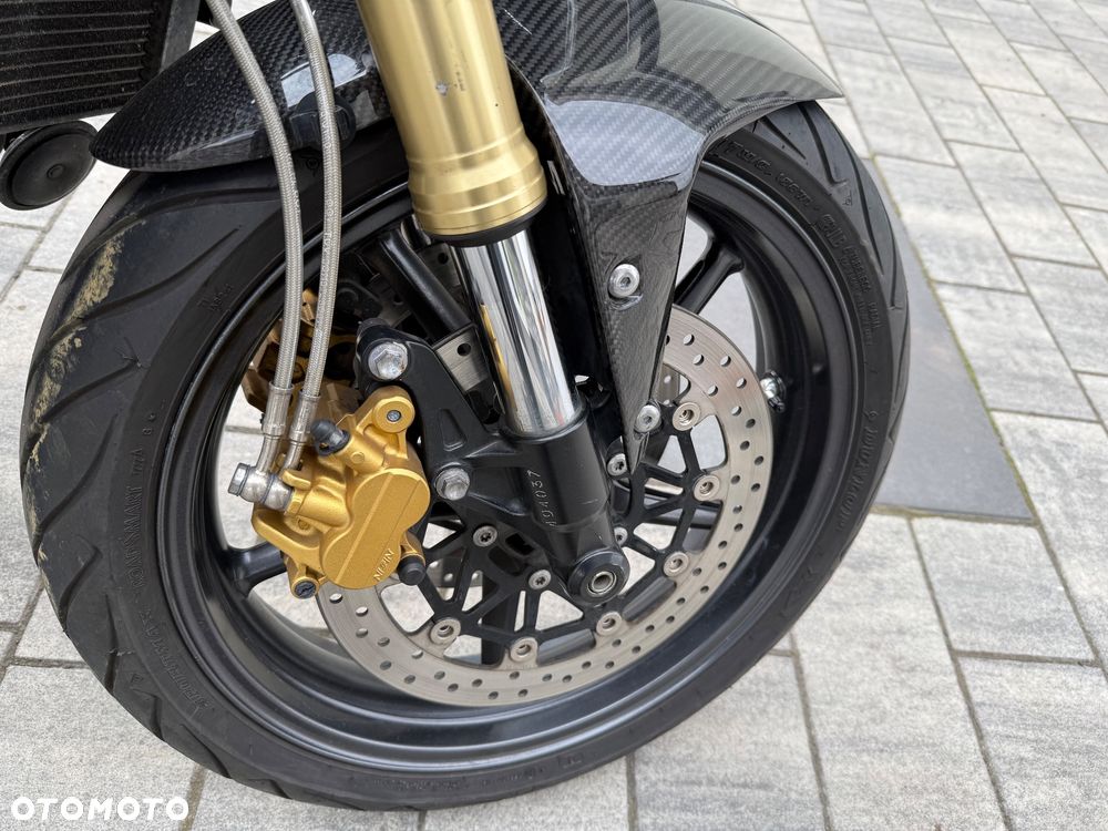 Triumph Street Triple - 15