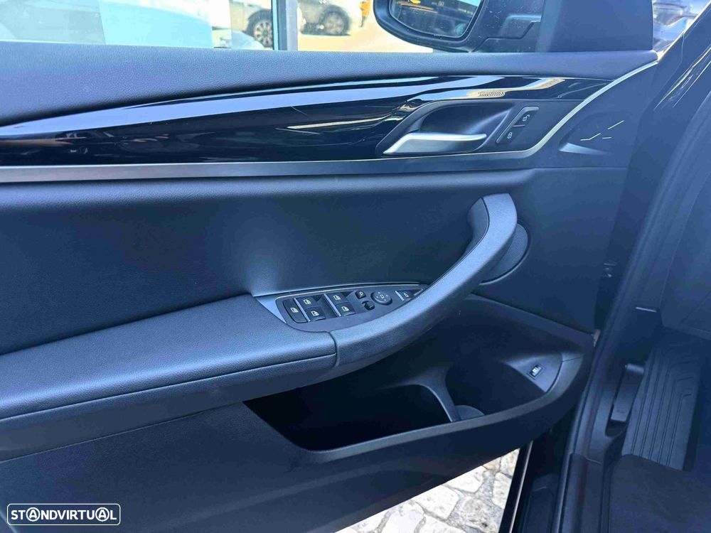 BMW X3 30 e xDrive - 8