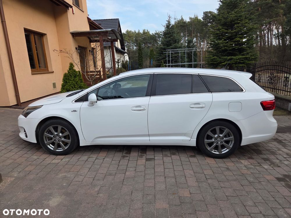 Toyota Avensis 2.2 D-CAT Prestige - 36