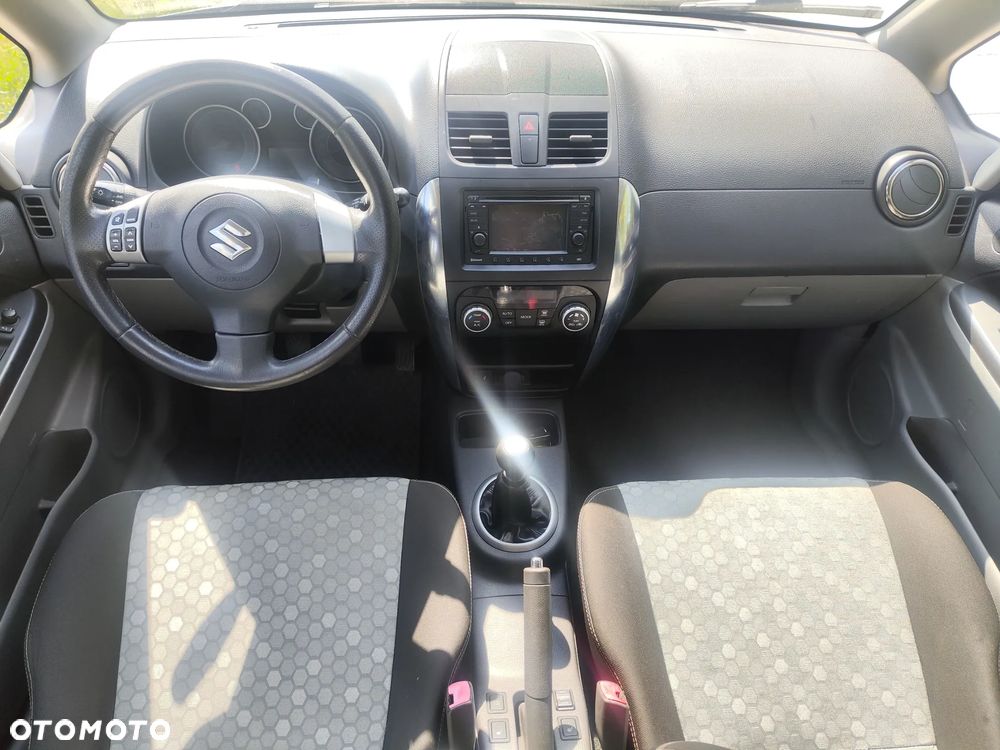 Suzuki SX4 1.6 VVT 4x4 Limited - 14