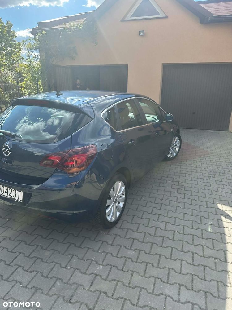 Opel Astra 1.4 T Cosmo - 6