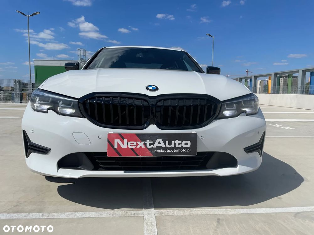 BMW Seria 3 320i xDrive Sport - 3