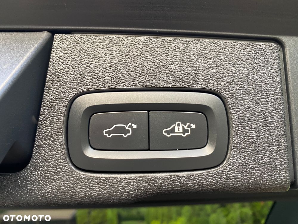 Volvo XC 60 B4 D Geartronic RDesign - 18
