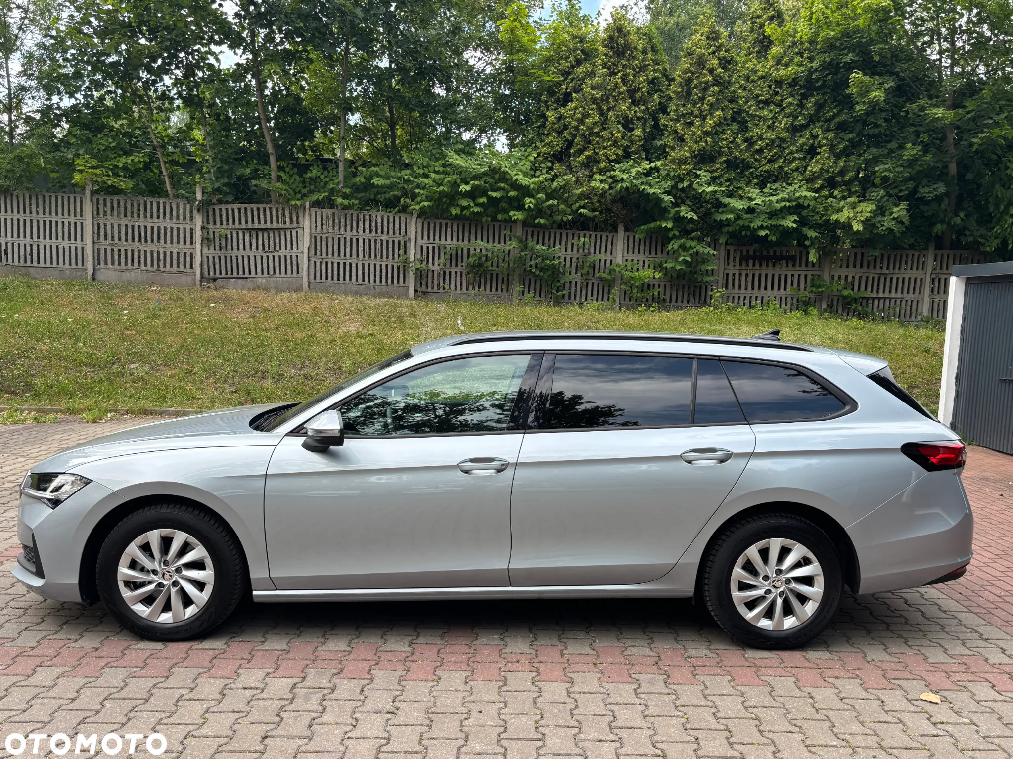 Skoda Superb 2.0 TDI SCR Essence DSG - 6