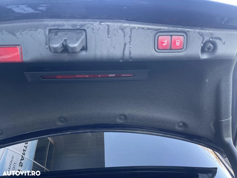 Mercedes-Benz E - 23