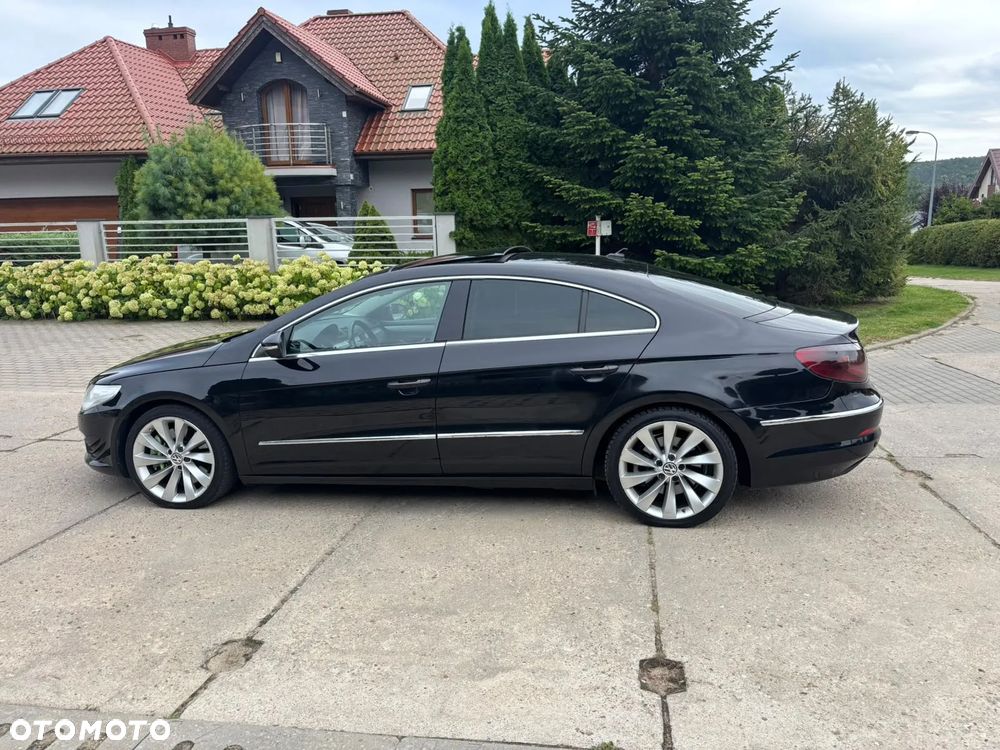 Volkswagen Passat - 11