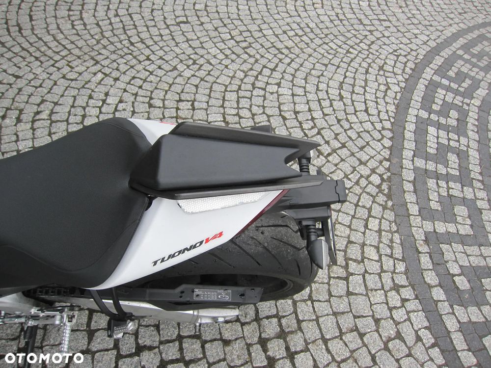 Aprilia Tuono - 4