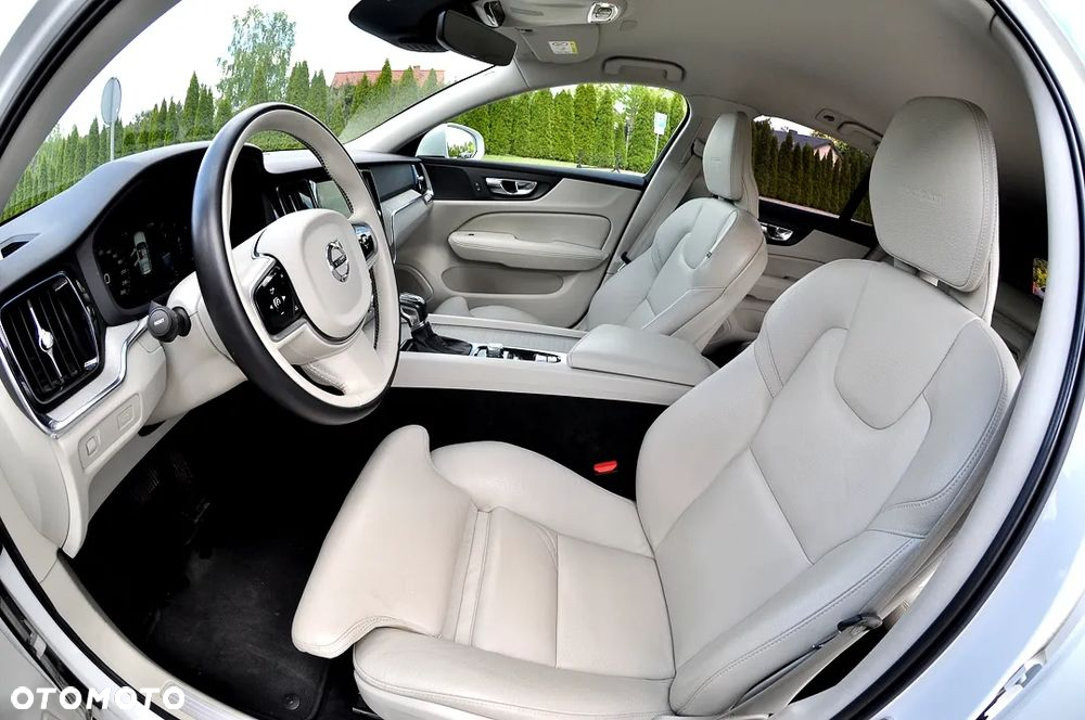 Volvo V60 D4 Inscription - 23