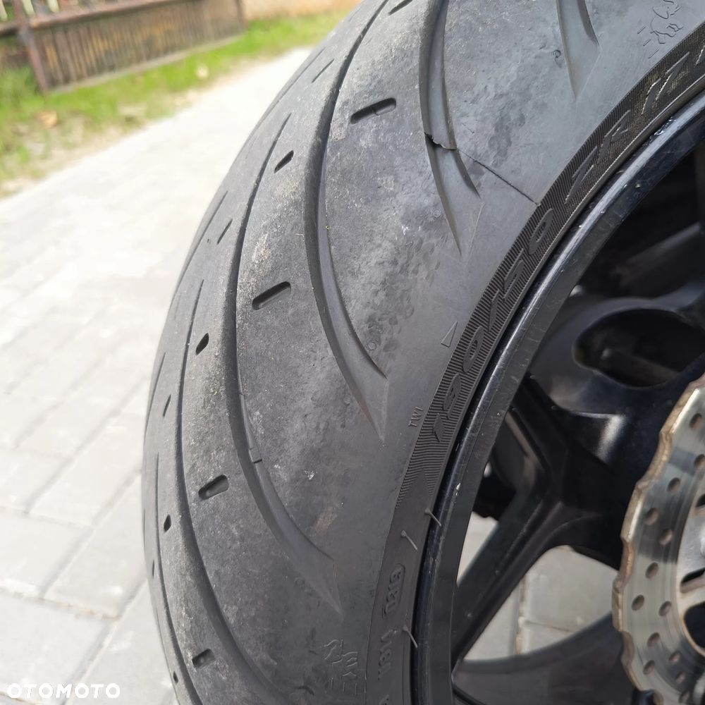 Kawasaki Ninja 1000 SX - 5