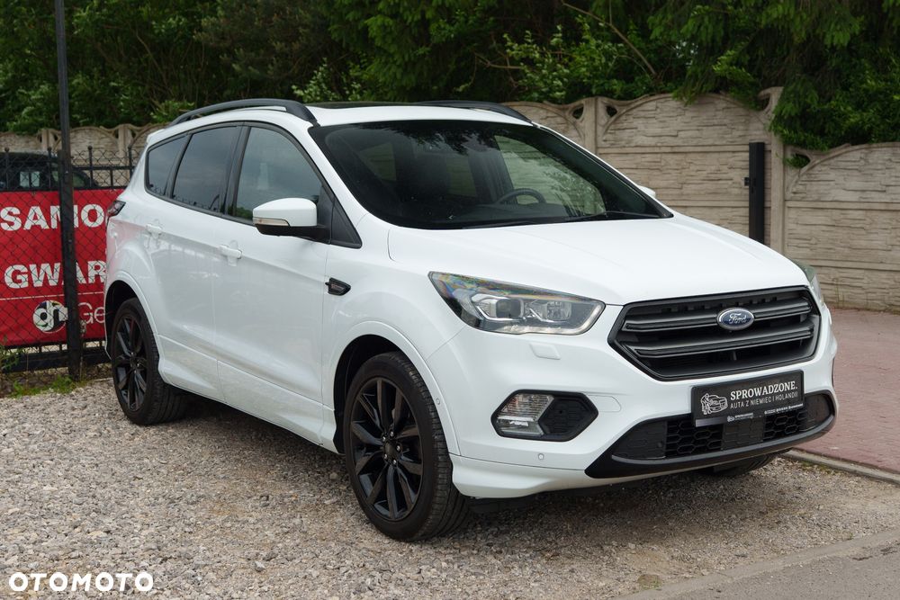Ford Kuga 1.5 EcoBoost 2x4 ST-Line - 33