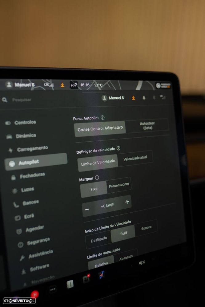 Tesla Model 3 Long-Range Dual Motor AWD - 36