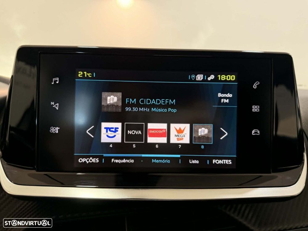 Peugeot e-2008 50 kWh Active - 18