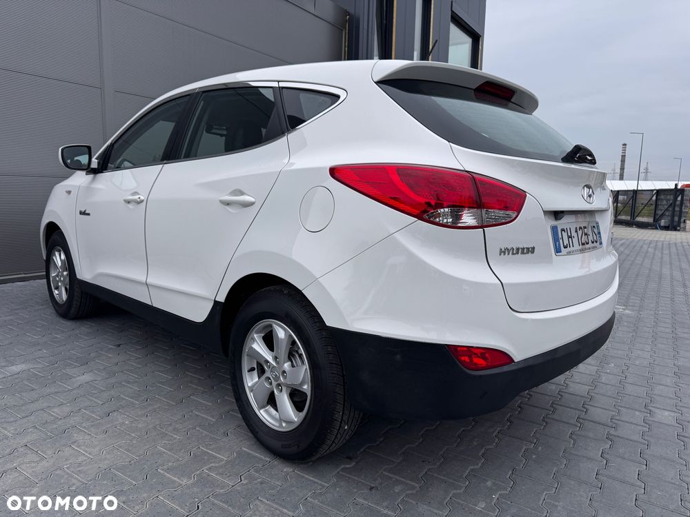 Hyundai ix35 1.6 2WD blue Style - 12